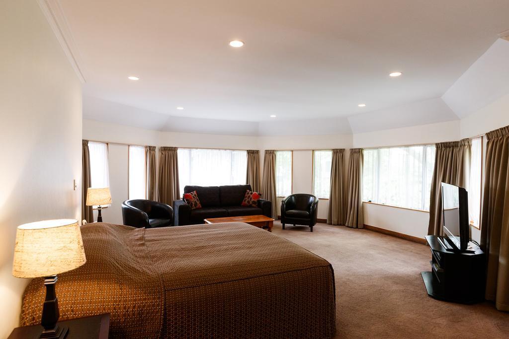 Fitzherbert Castle Motel Palmerston North Ngoại thất bức ảnh